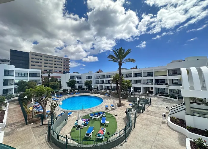 1The Best Location - Las Americas & Parking