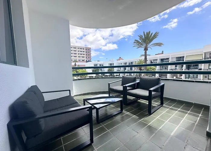 1The Best Location - Las Americas & Parking